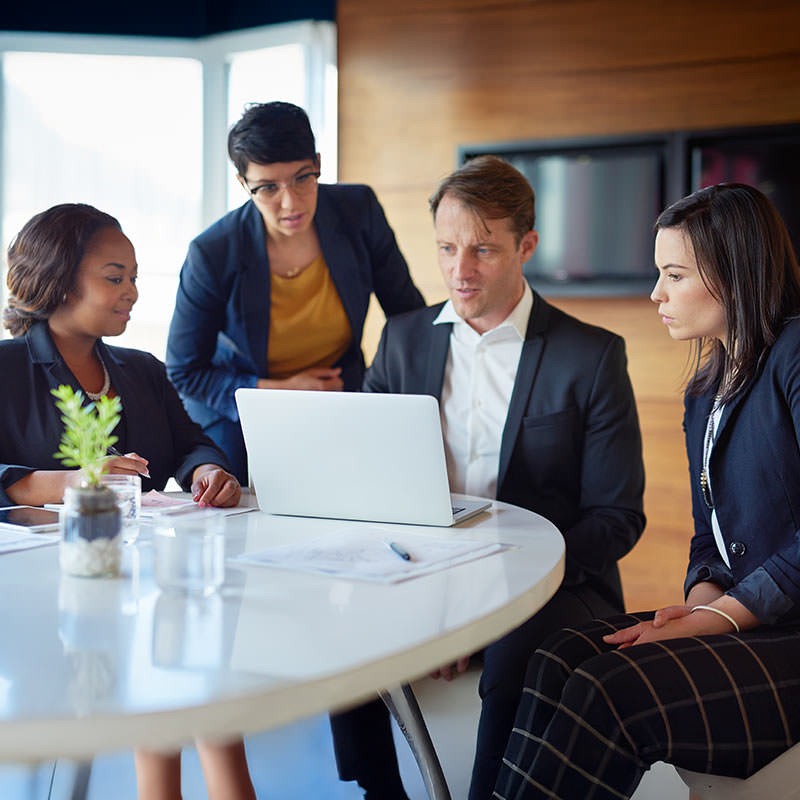 cinos-lightware-web-body002